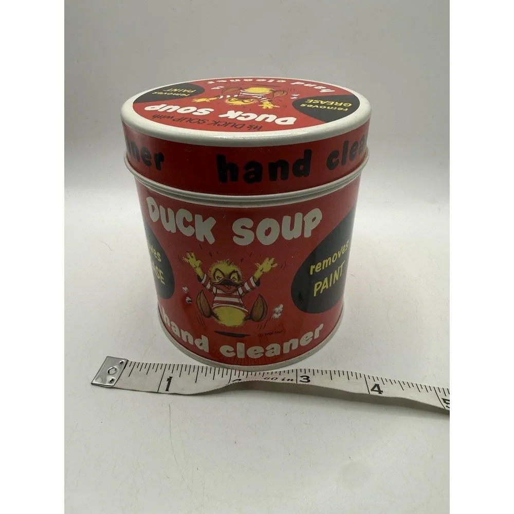1955 Duck Soup Hand Cleaner 17 oz Tin W/ Comic Duck Image Salem Oregon Old Stock